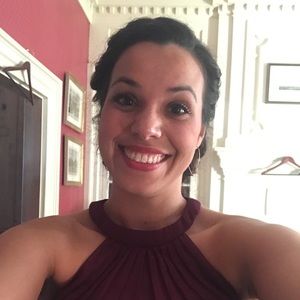 Meet your Posher, Olivia